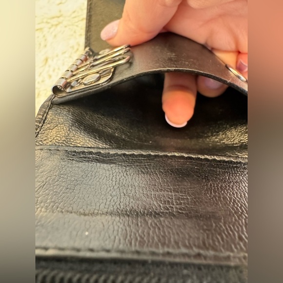 EUC Gucci Vintage Unisex Leather Wallet Keyholder - Picture 14 of 16